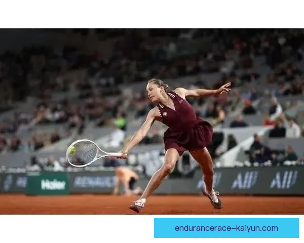 Saka展现惊人临场应变能力，帮助球队逆转局势表现亮眼