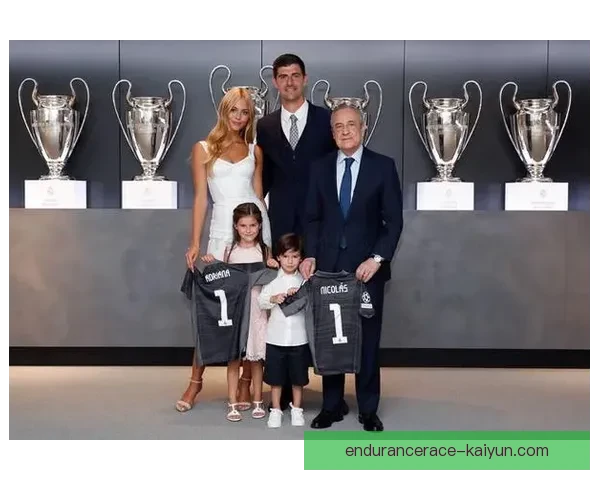 库尔图瓦2026合同前景引发关注，状态持续稳健、表现出色。